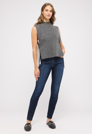 Skinny jeans with authentic denim