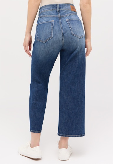 Jeans Linn mit aufgesetzten Taschen