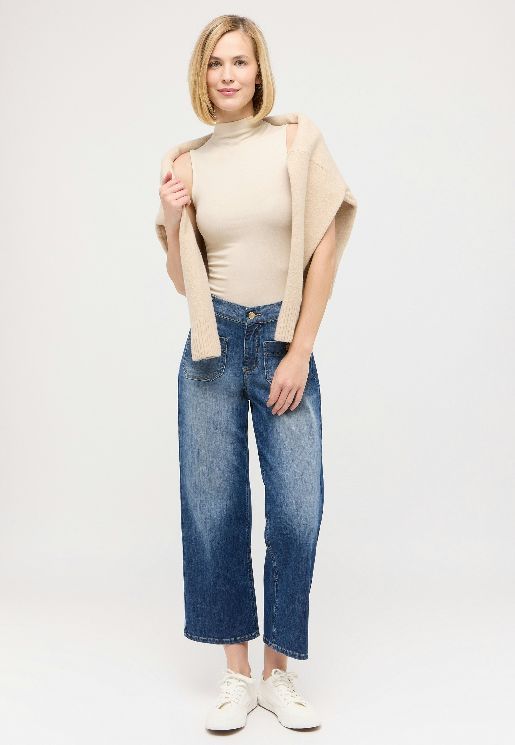 Linn jeans with patch pockets