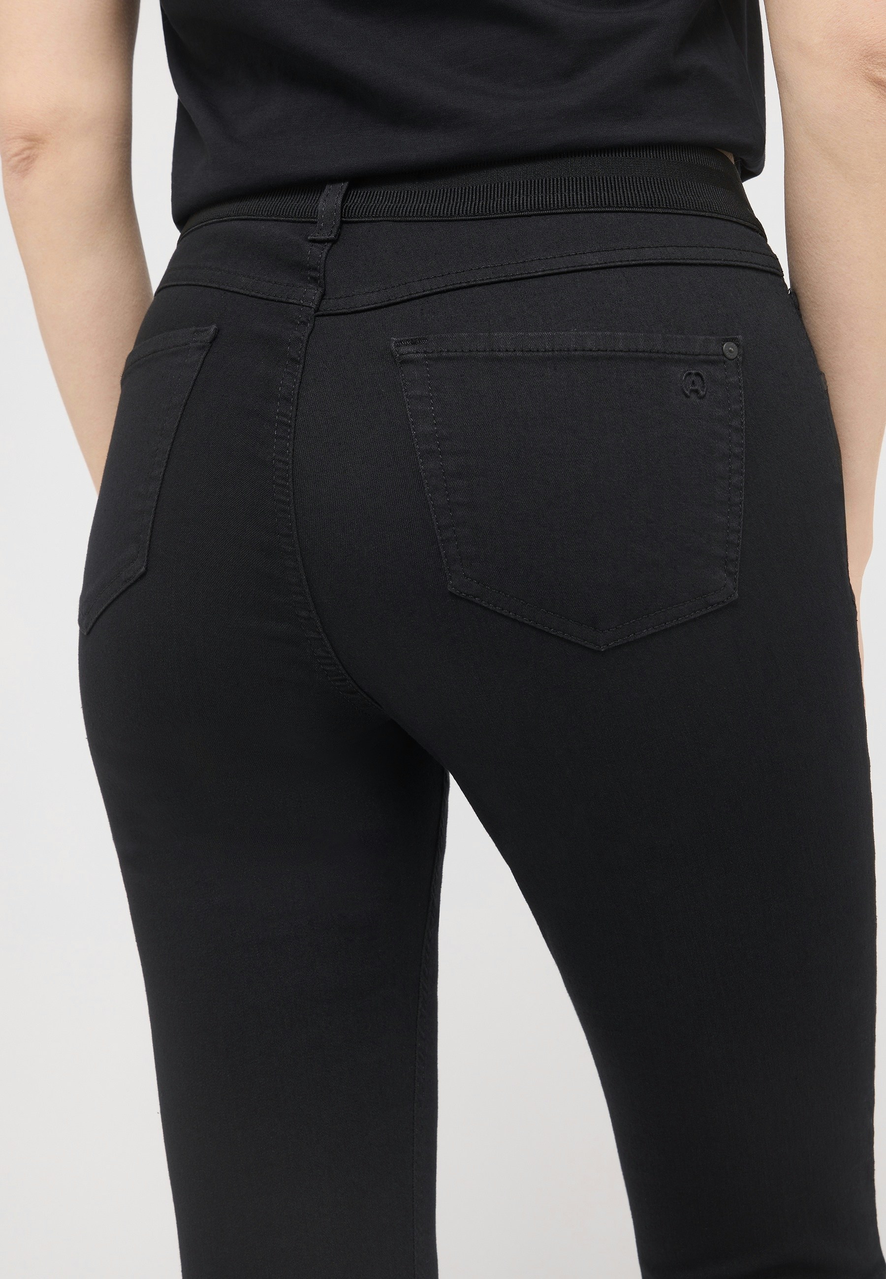 Jeans One Size mit Stretch-Bund