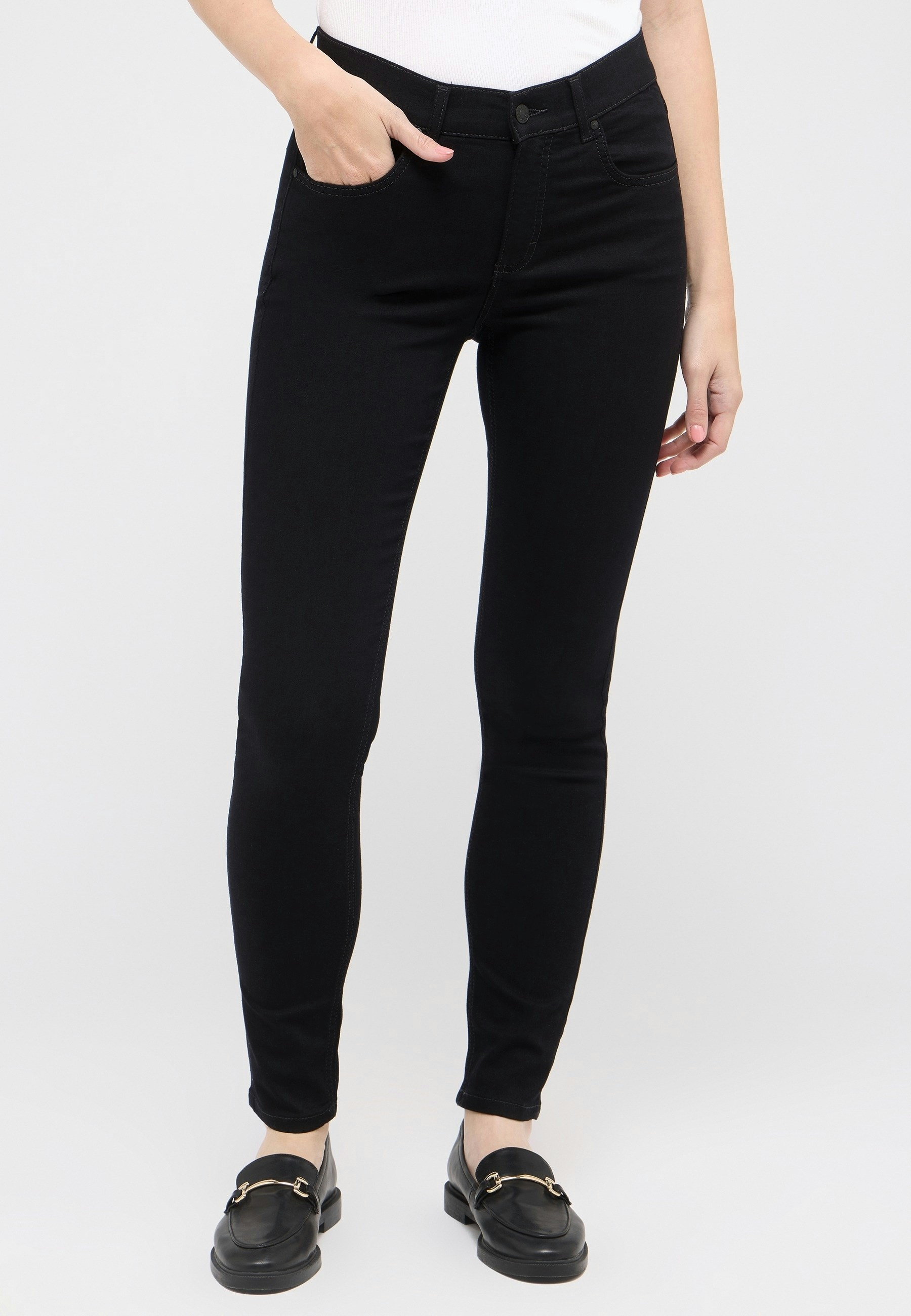 Jeans Skinny mit cleanem Super Stretch Denim