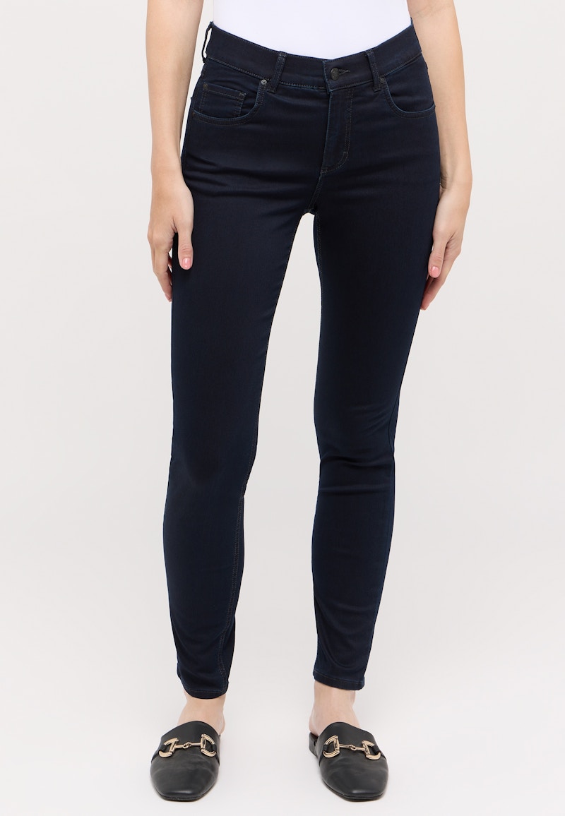 Jeans Skinny mit cleanem Super Stretch Denim