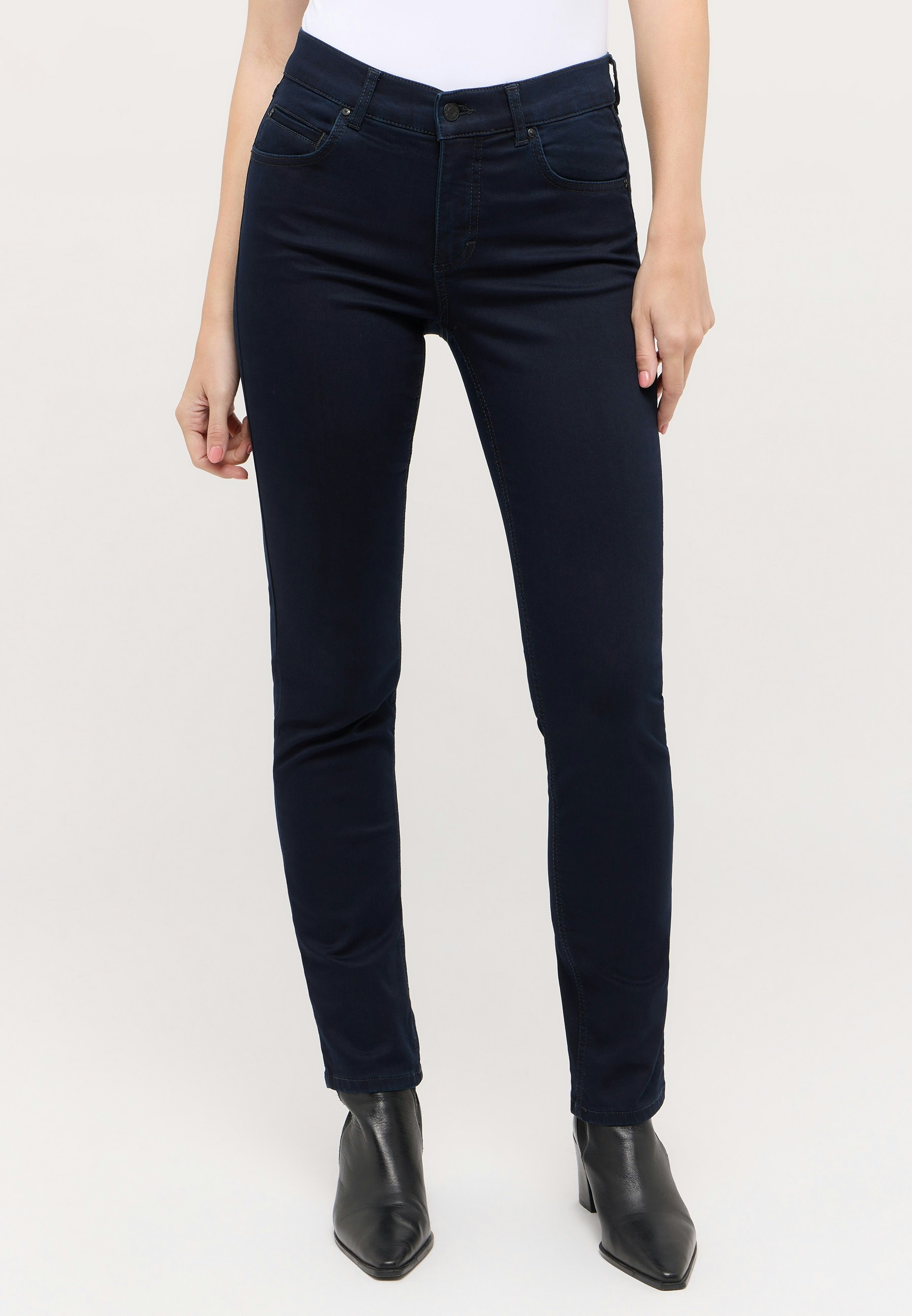 Jeans Cici mit Super Stretch Denim