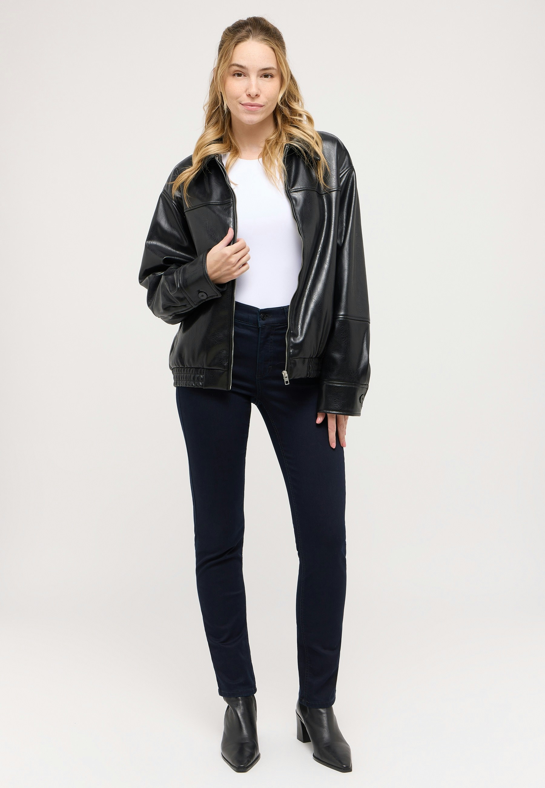 Jeans Cici mit Super Stretch Denim