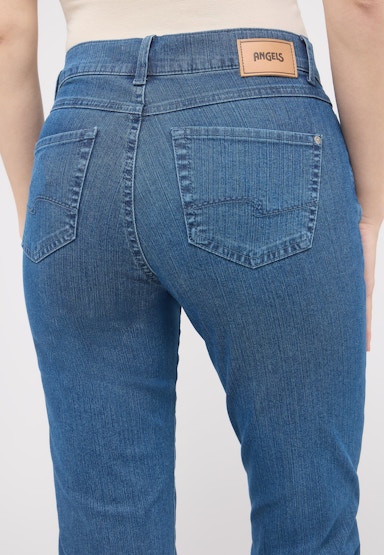 Jeans Dolly mit sportivem Denim