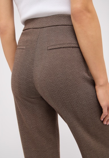 Hose Liz Easy mit Fischgrat-Muster