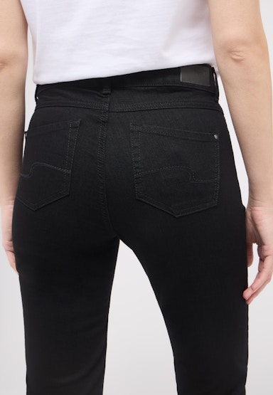 Jeans Cici with clean denim