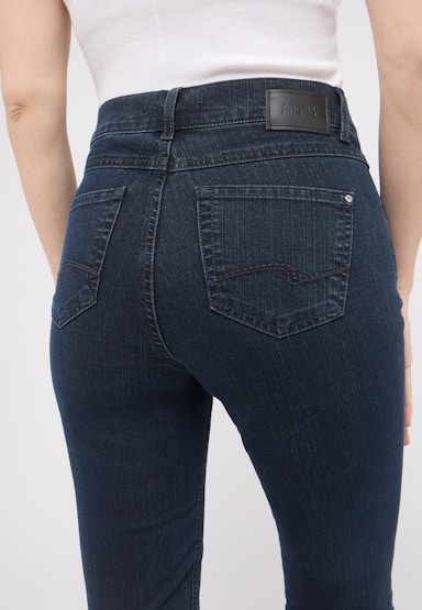 Jeans Cici with clean denim