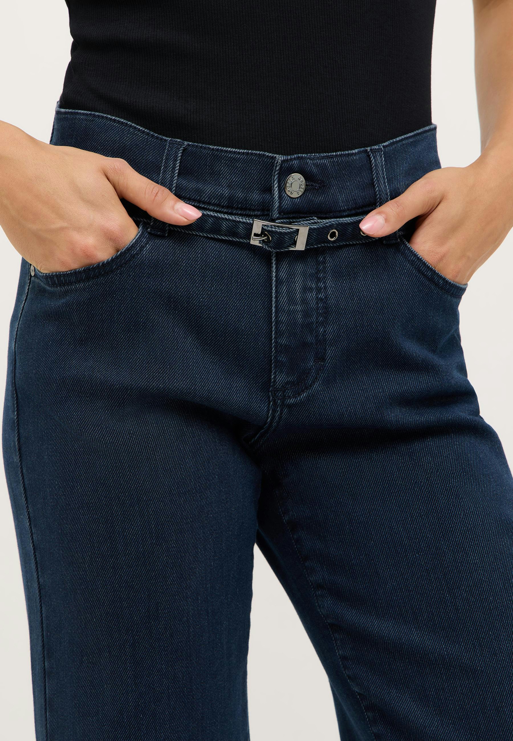 Jeans Liz Belt aus Winter Cotton