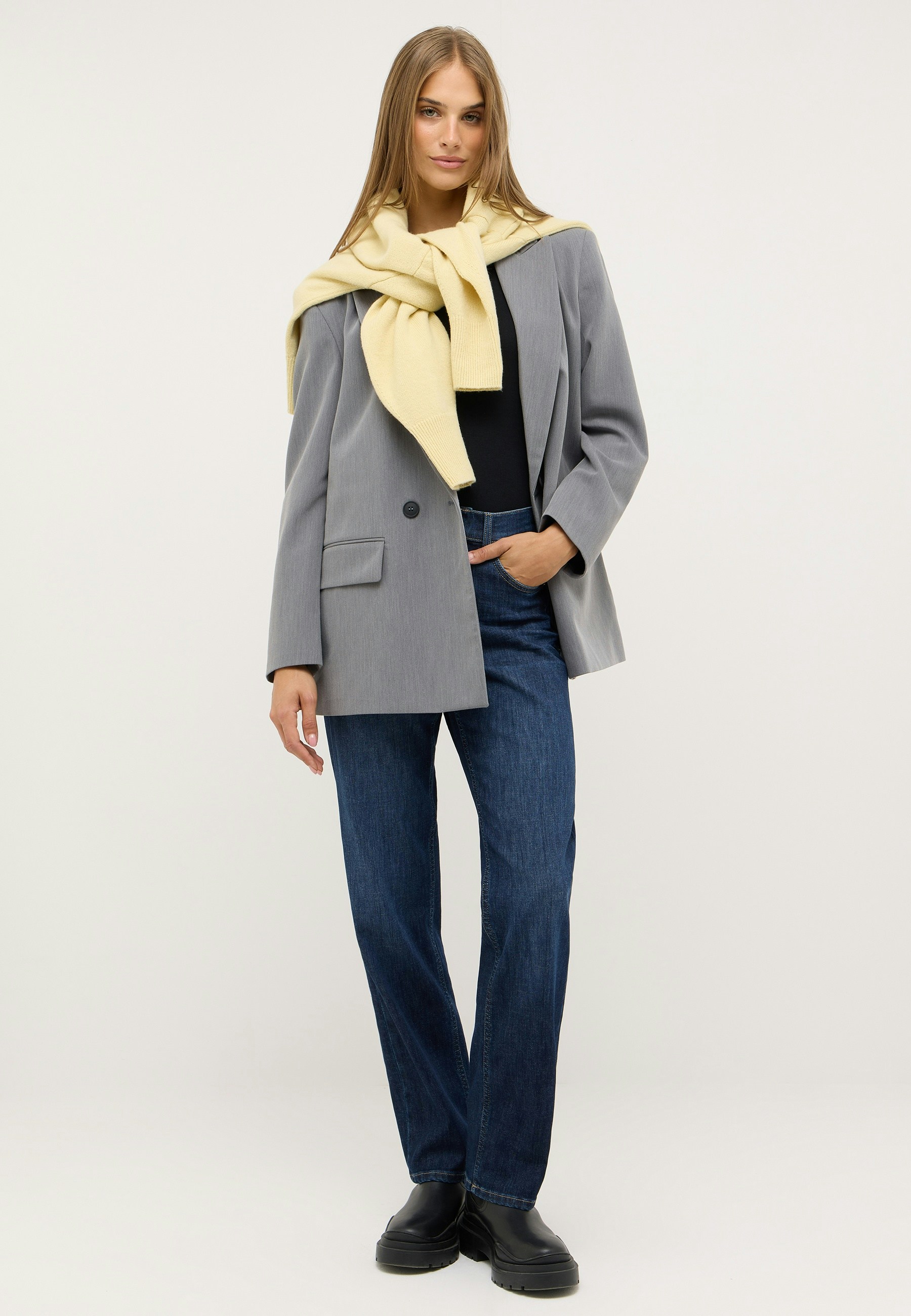 Jeans Straight im 5-Pocket-Design