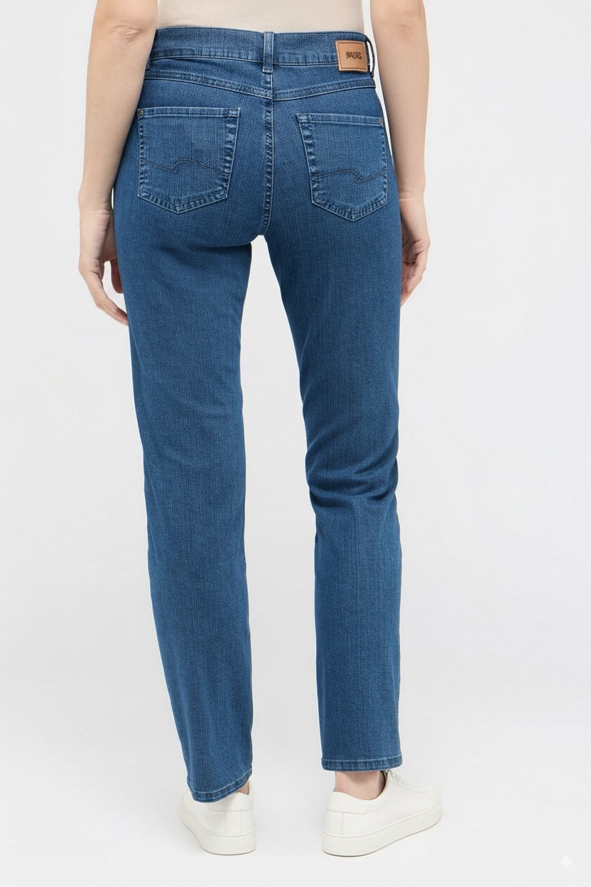 Jeans Dolly with sporty denim