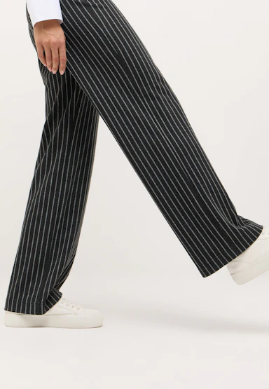Hose Liz Easy mit Nadelstreifen
