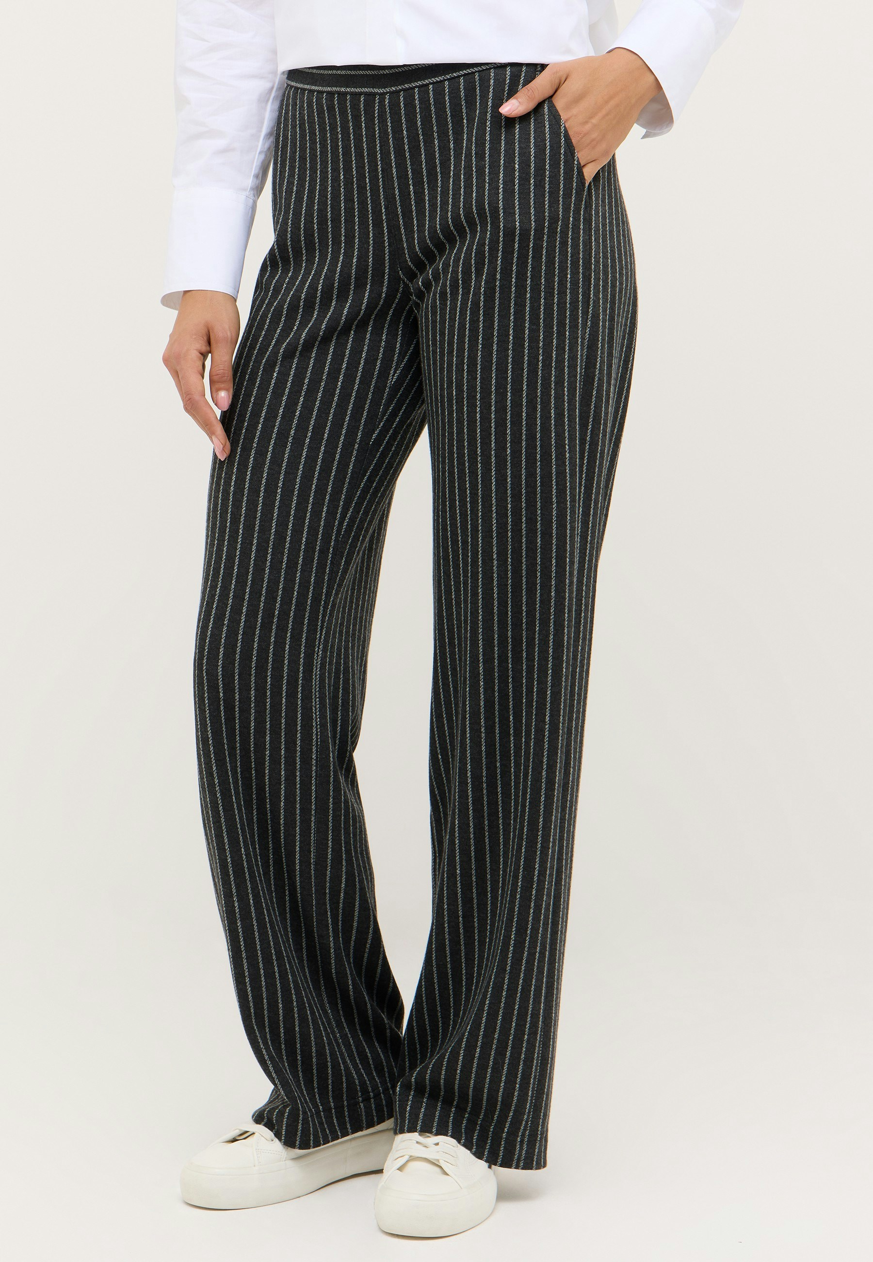 Hose Liz Easy mit Nadelstreifen