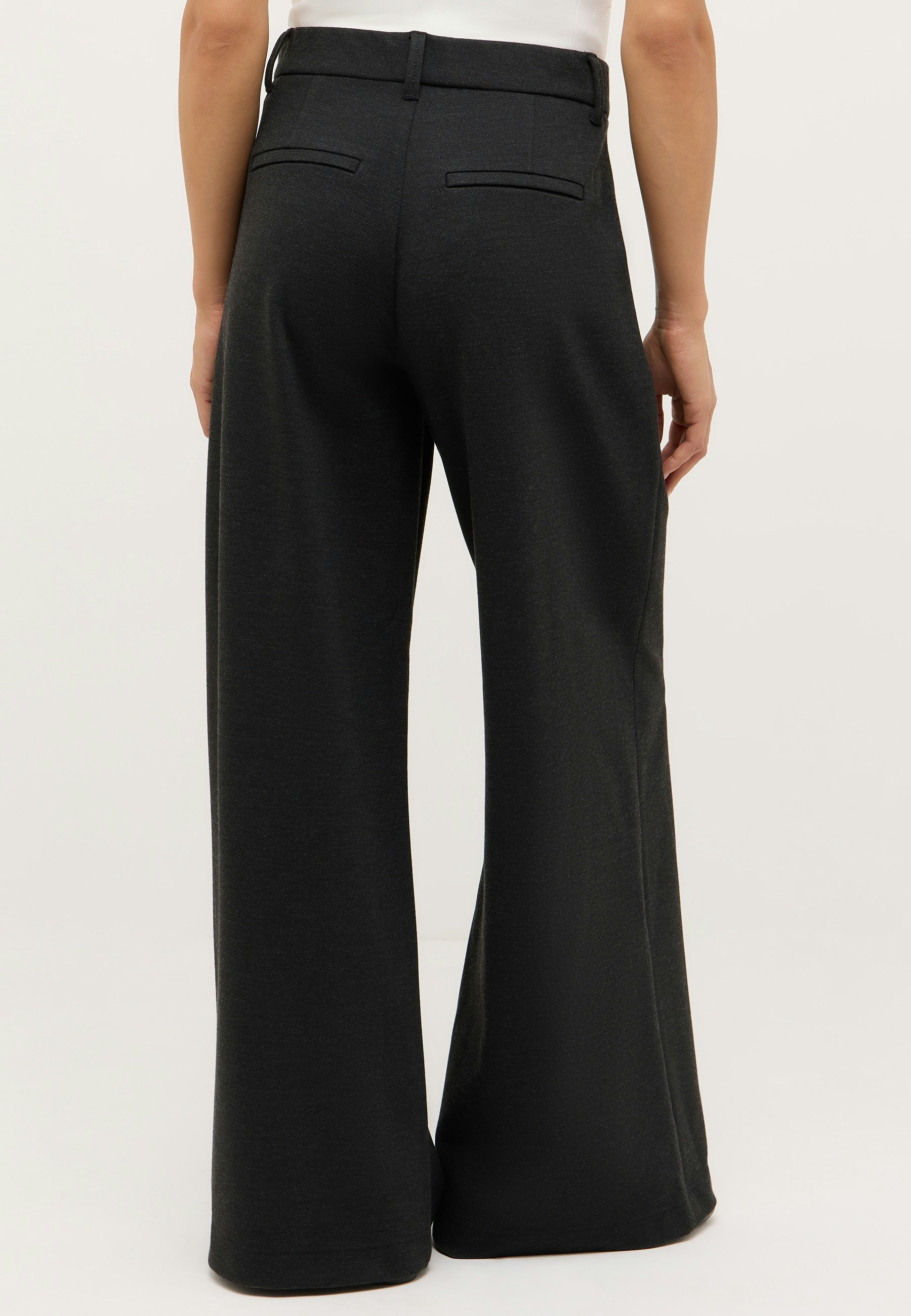 Hose Liva Jump aus Jersey