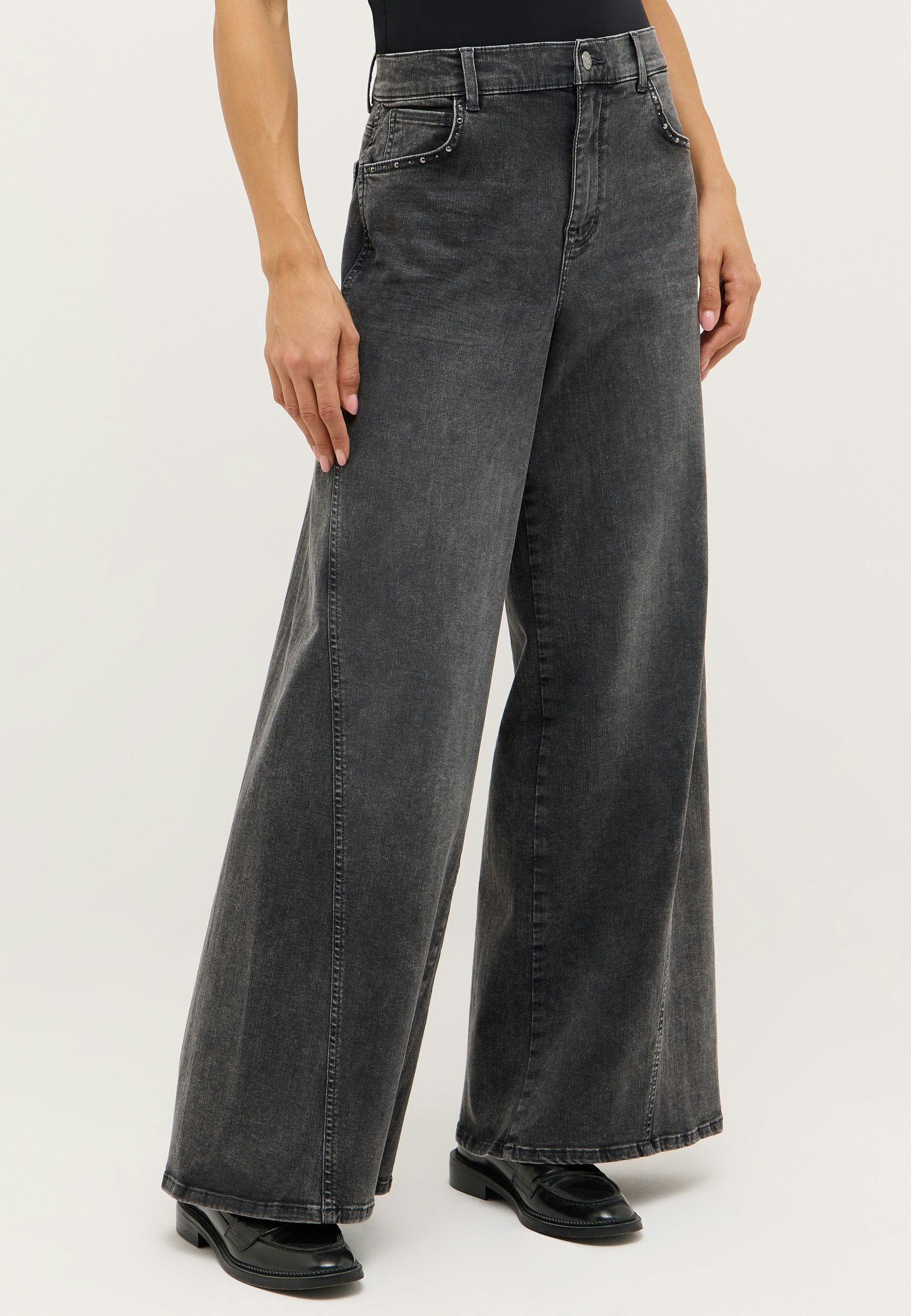 Jeans Liva Seam Rivet