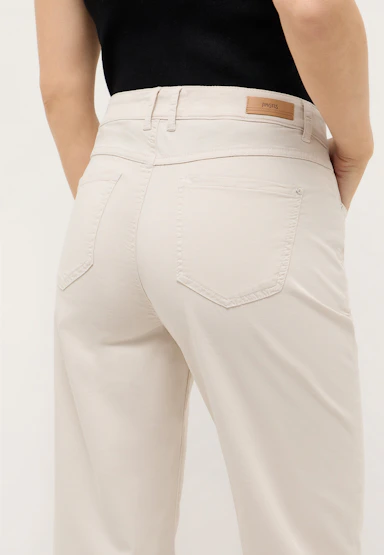 Lara from Summer Cotton