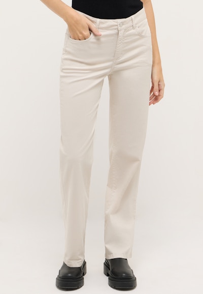 Lara from Summer Cotton