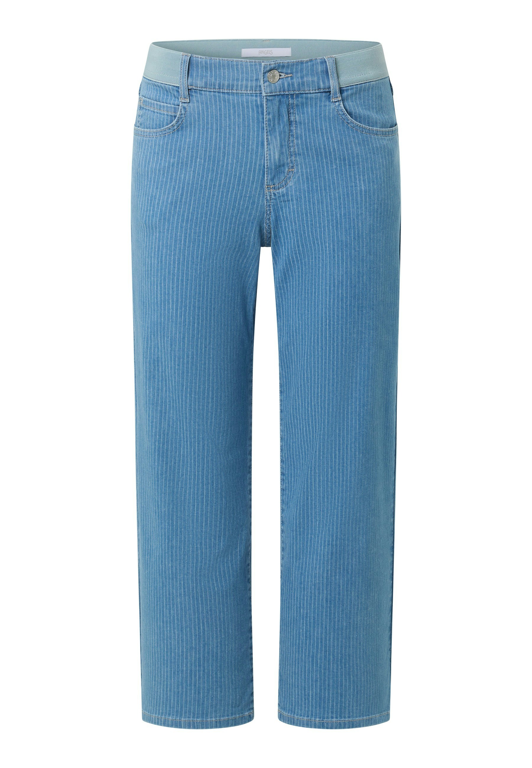 Linn Sporty with pinstripes