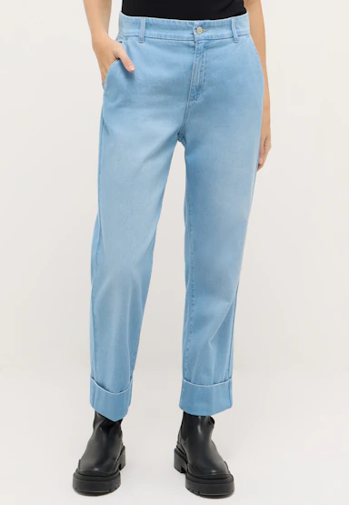 Liberta Chic in Summer Denim
