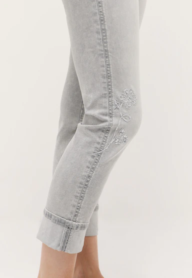 Cira Boho mit Stickerei