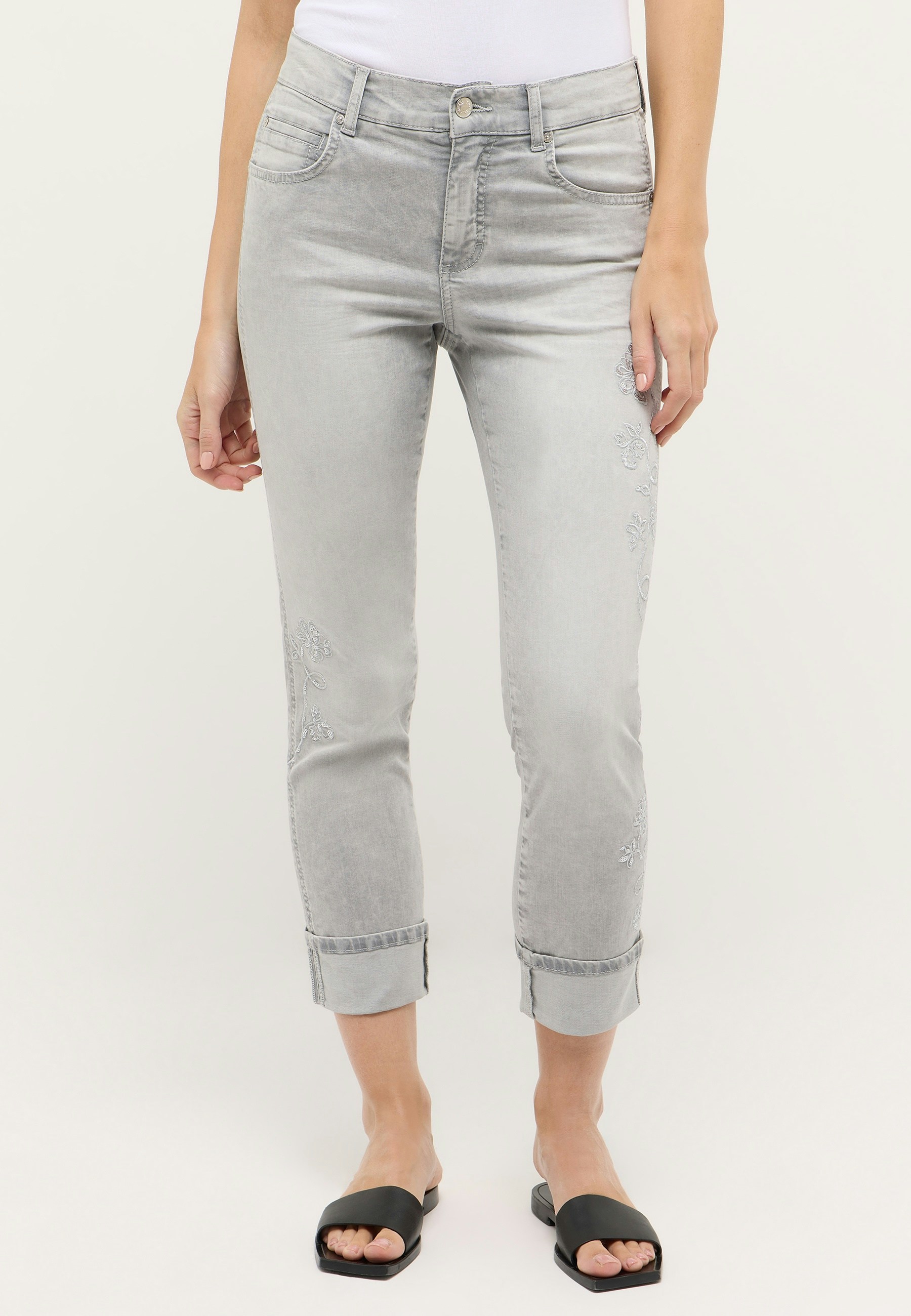 Cira Boho with embroidery