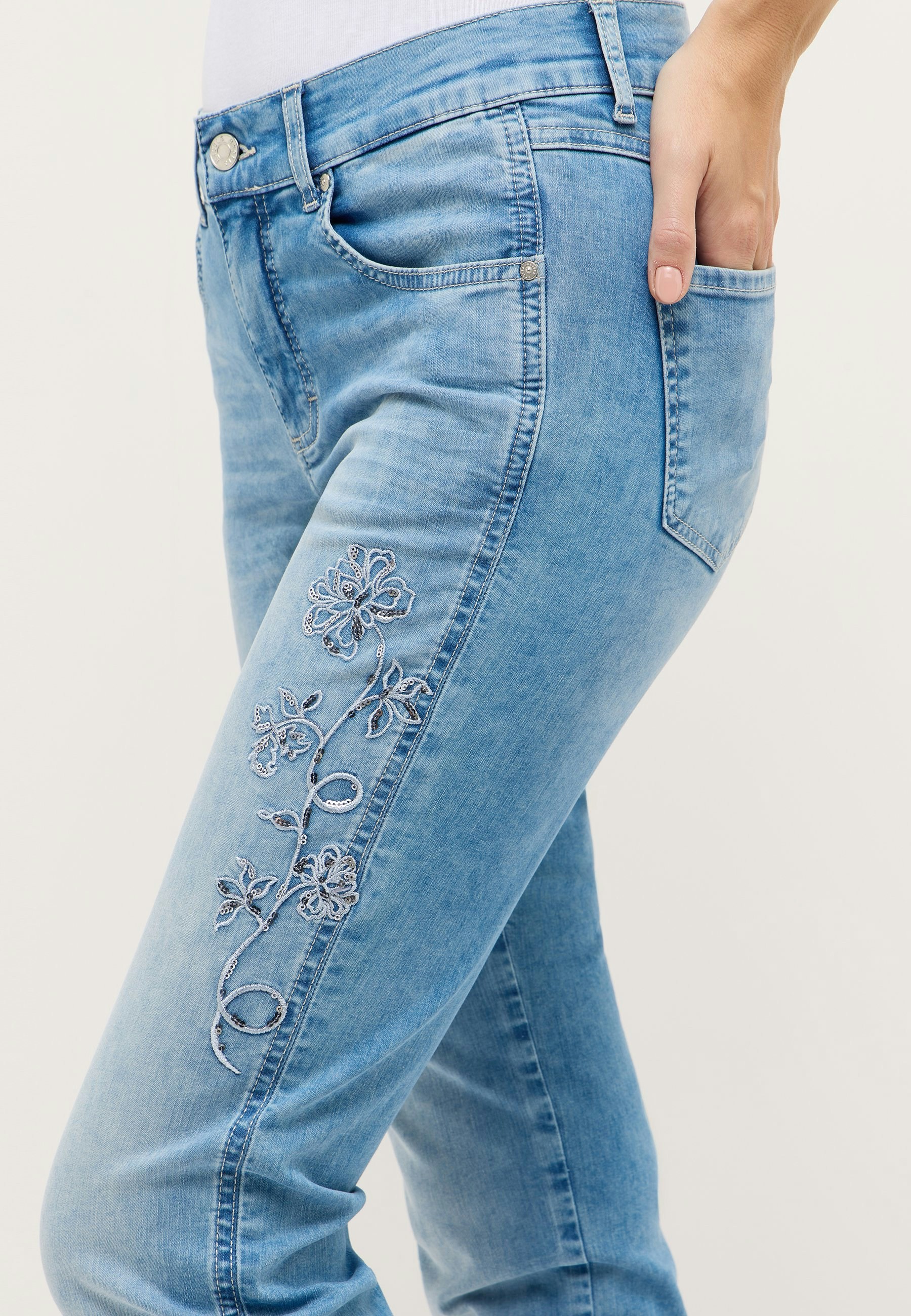 Cira Boho with embroidery