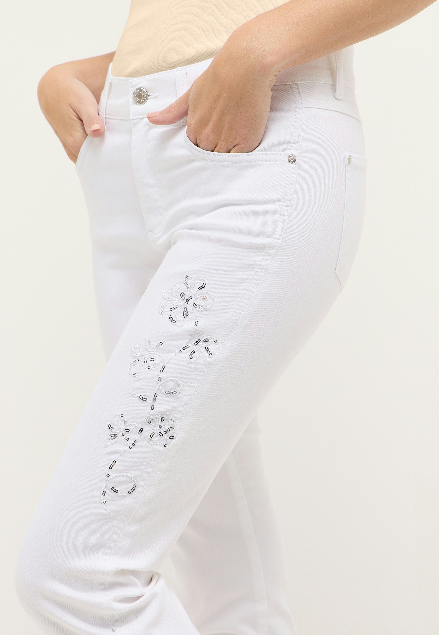 Cira Boho with embroidery