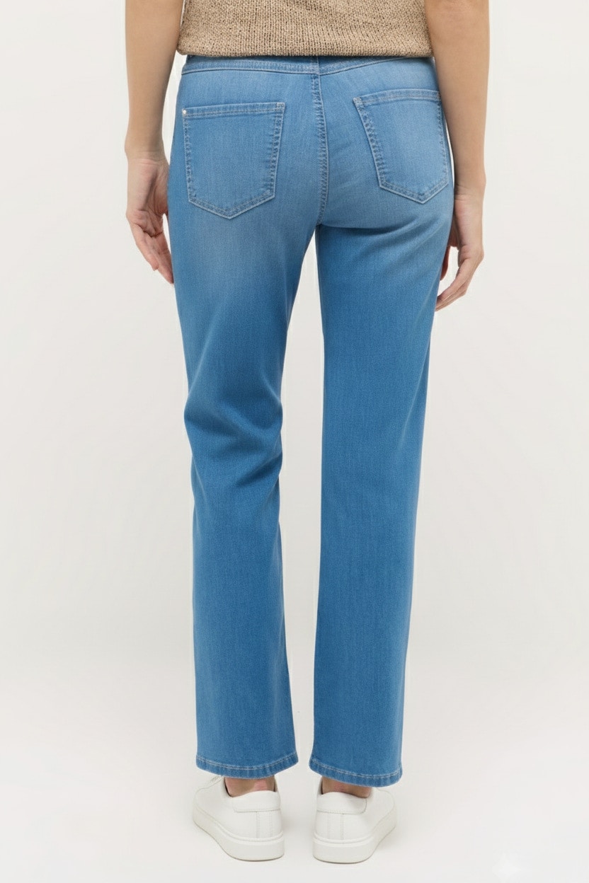 Jeans Lara mit weitem Bein