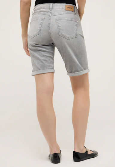 Basic Bermuda Shorts Turn Up