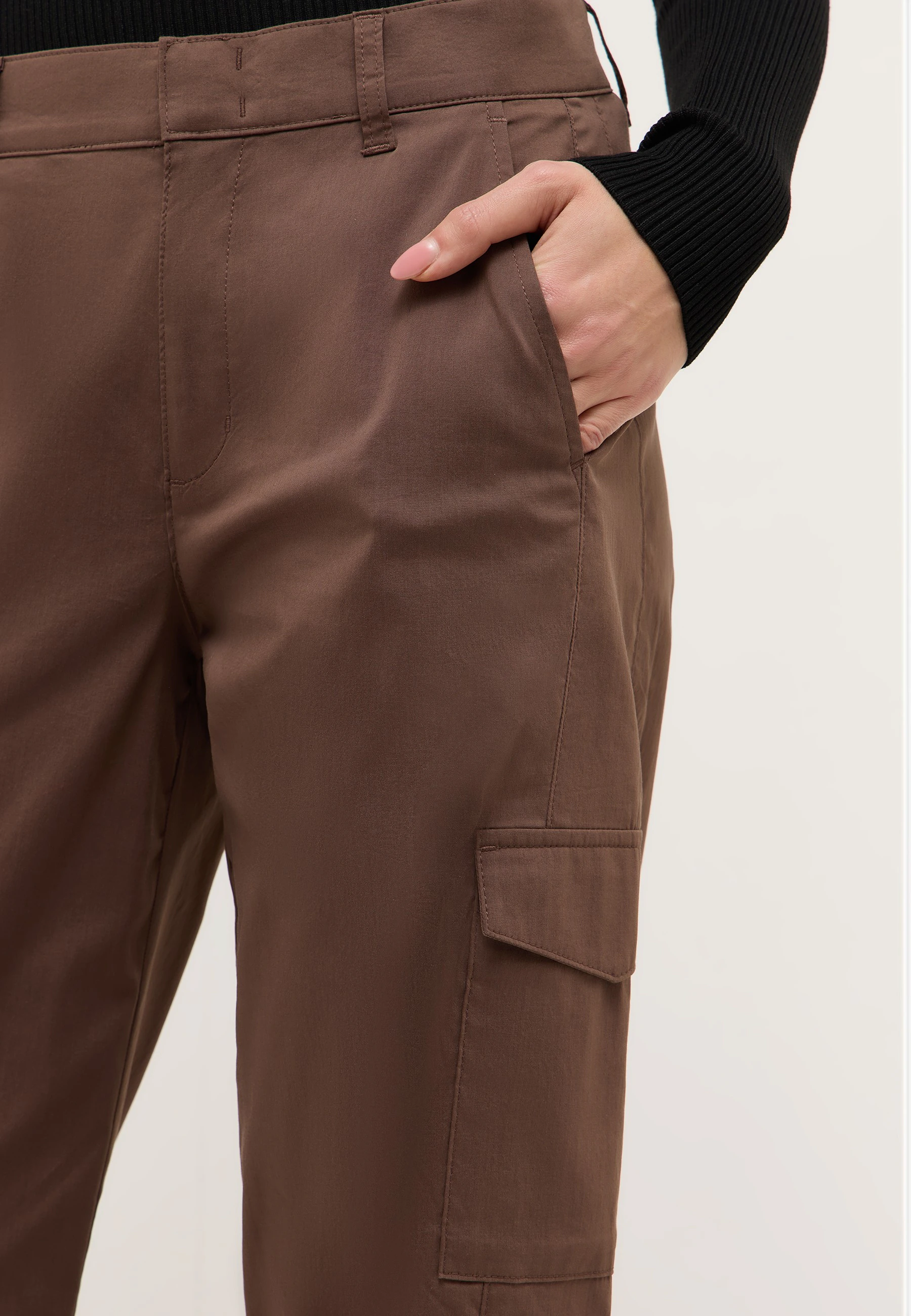 Hose Evy mit Cargo-Taschen