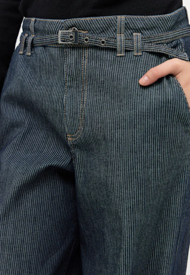 Jeans Liva Sleek mit Nadelstreifen