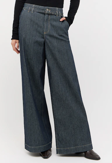 Jeans Liva Sleek mit Nadelstreifen