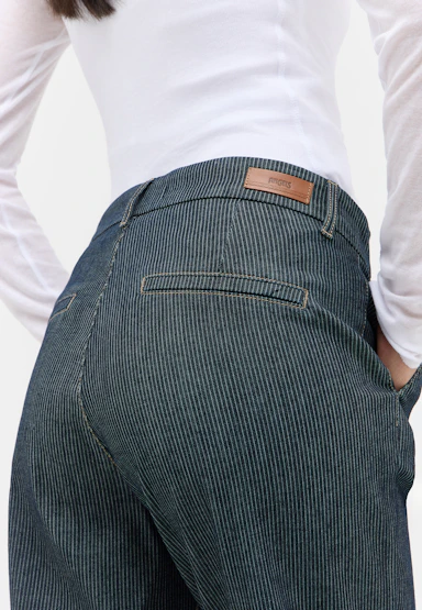Jeans Liberta Chic mit Nadelstreifen