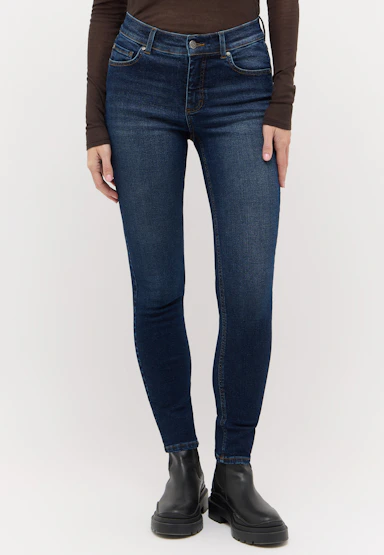 Skinny jeans with used wash
