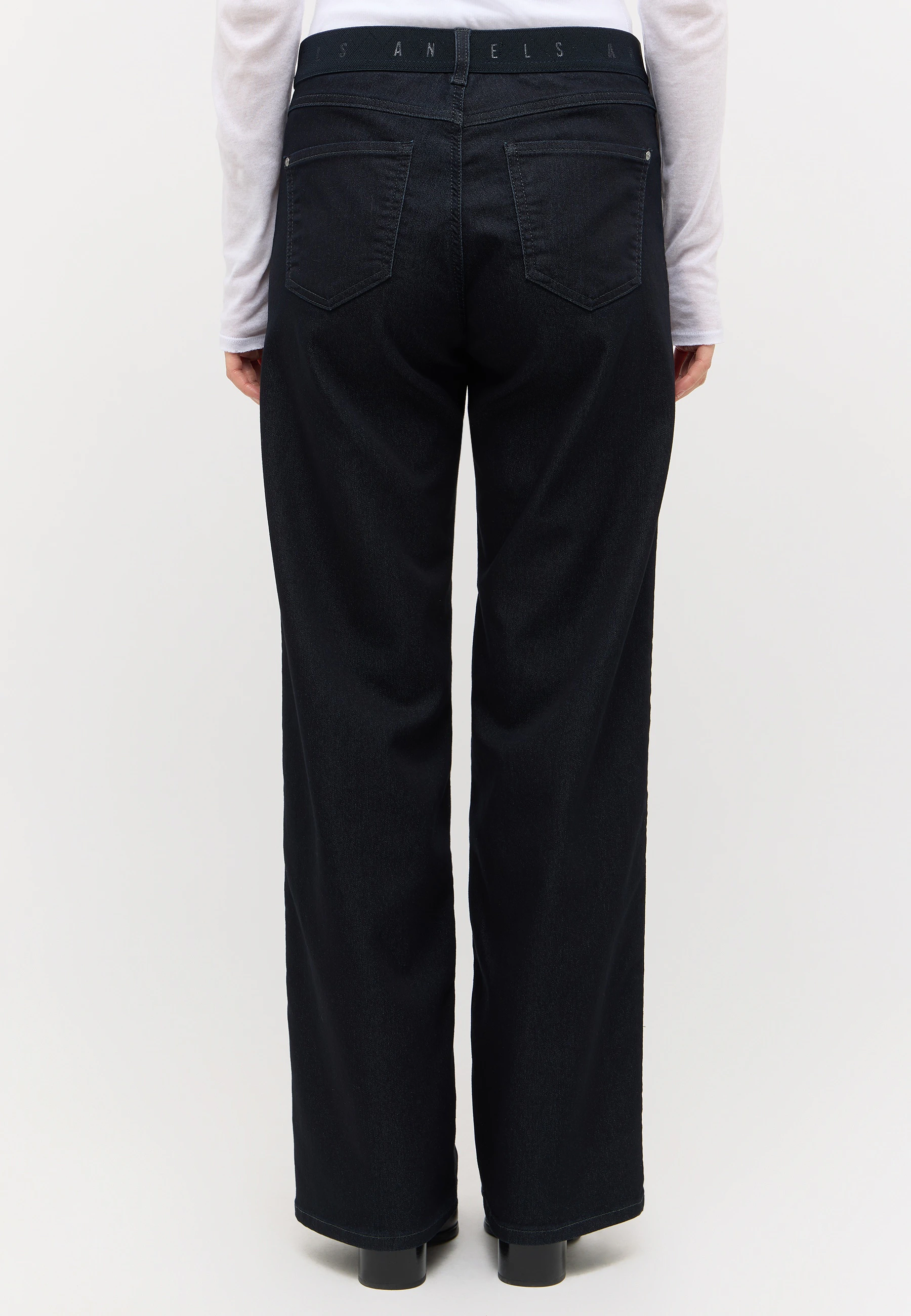 Liz Sporty yoga denim trousers