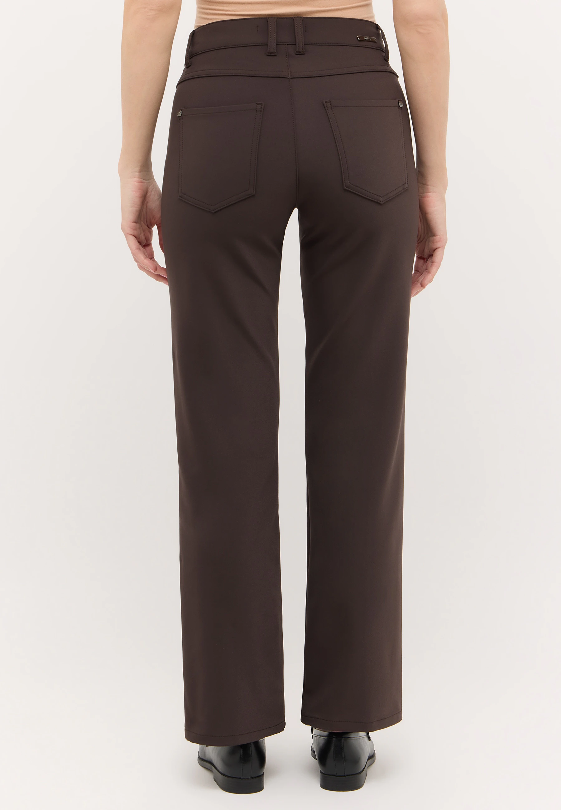 Business Hose Lara