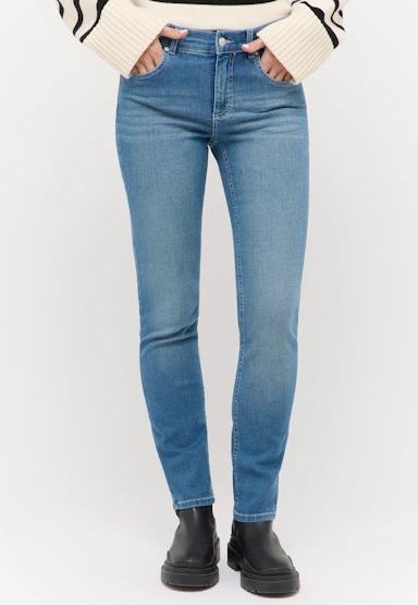 Jeans Cici mit Used-Waschung