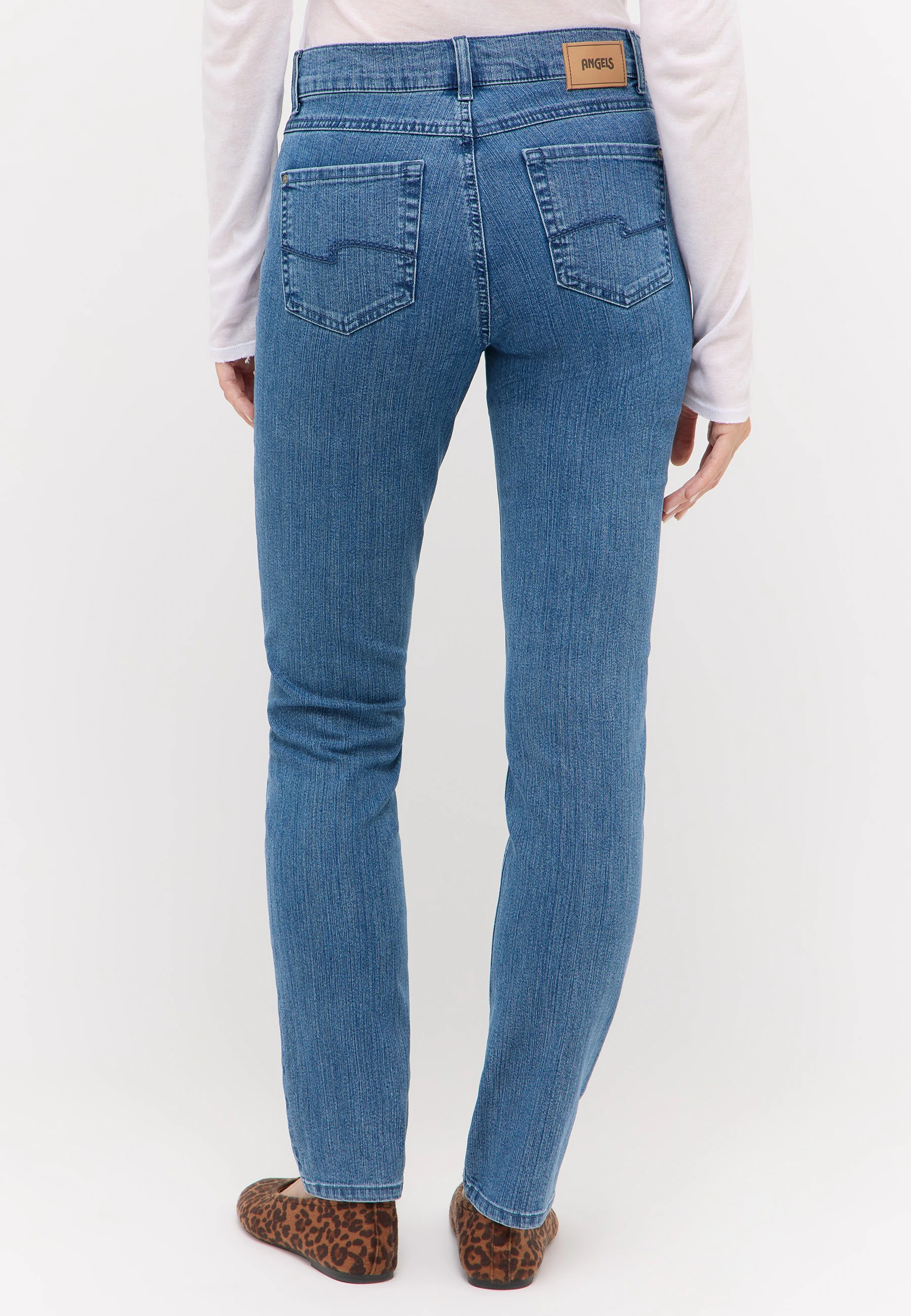 Jeans Cici with sporty denim