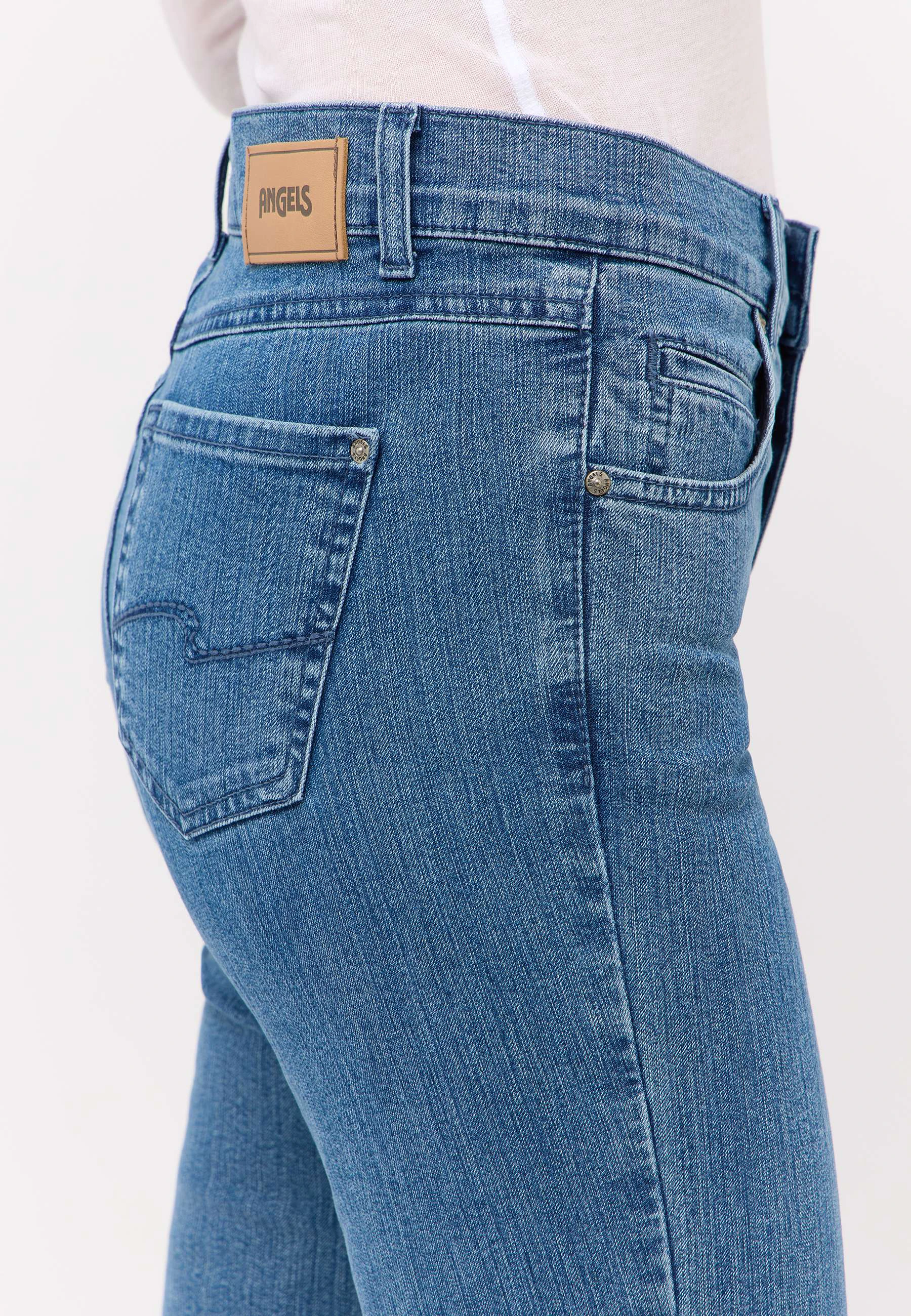 Jeans Cici with sporty denim
