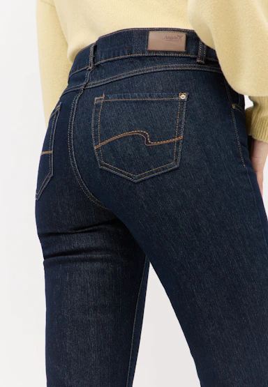 Jeans Dolly with sporty denim