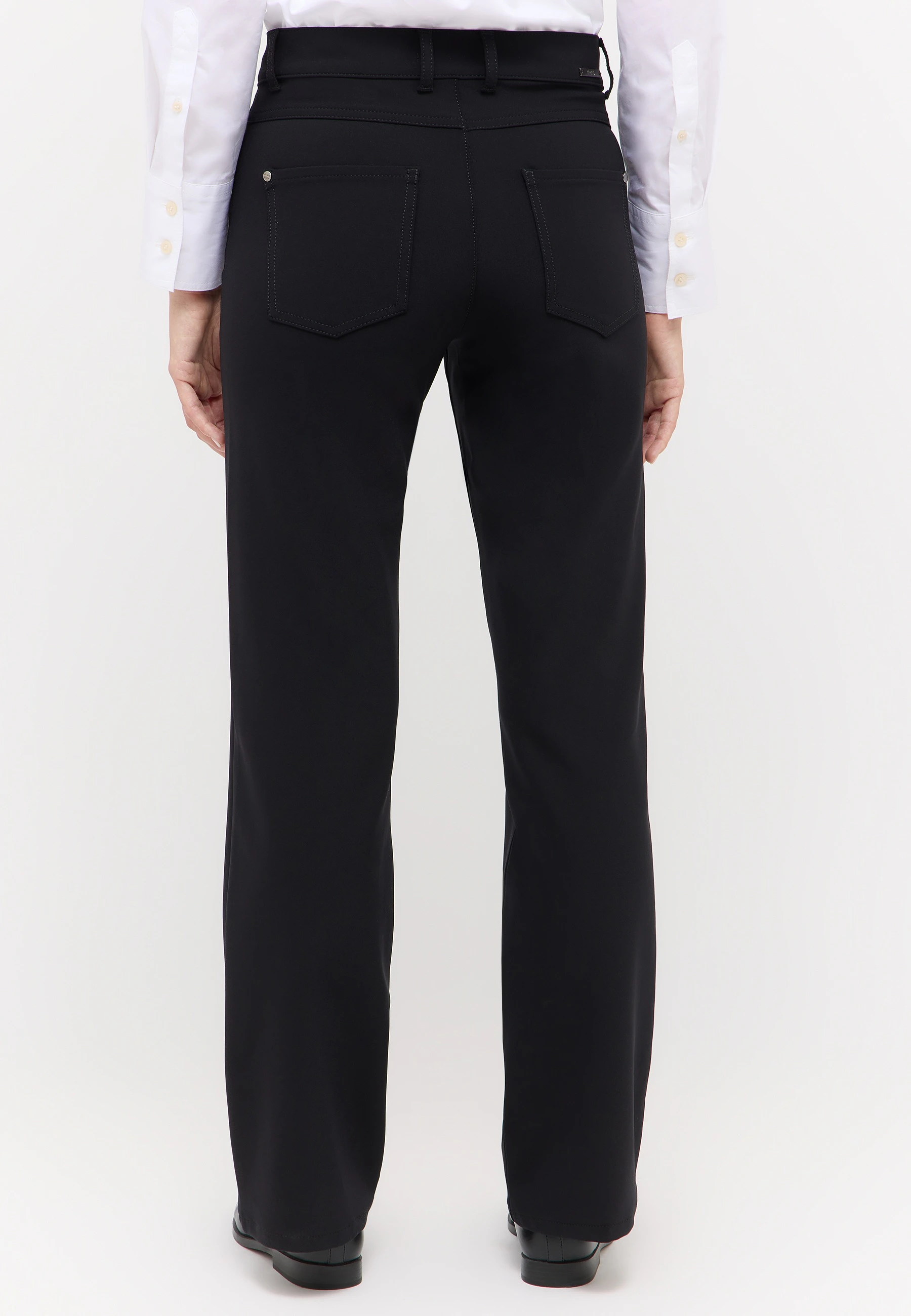 Business Hose Lara