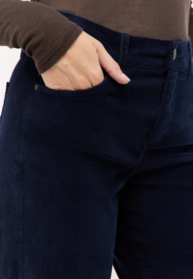 Cordhose Lara